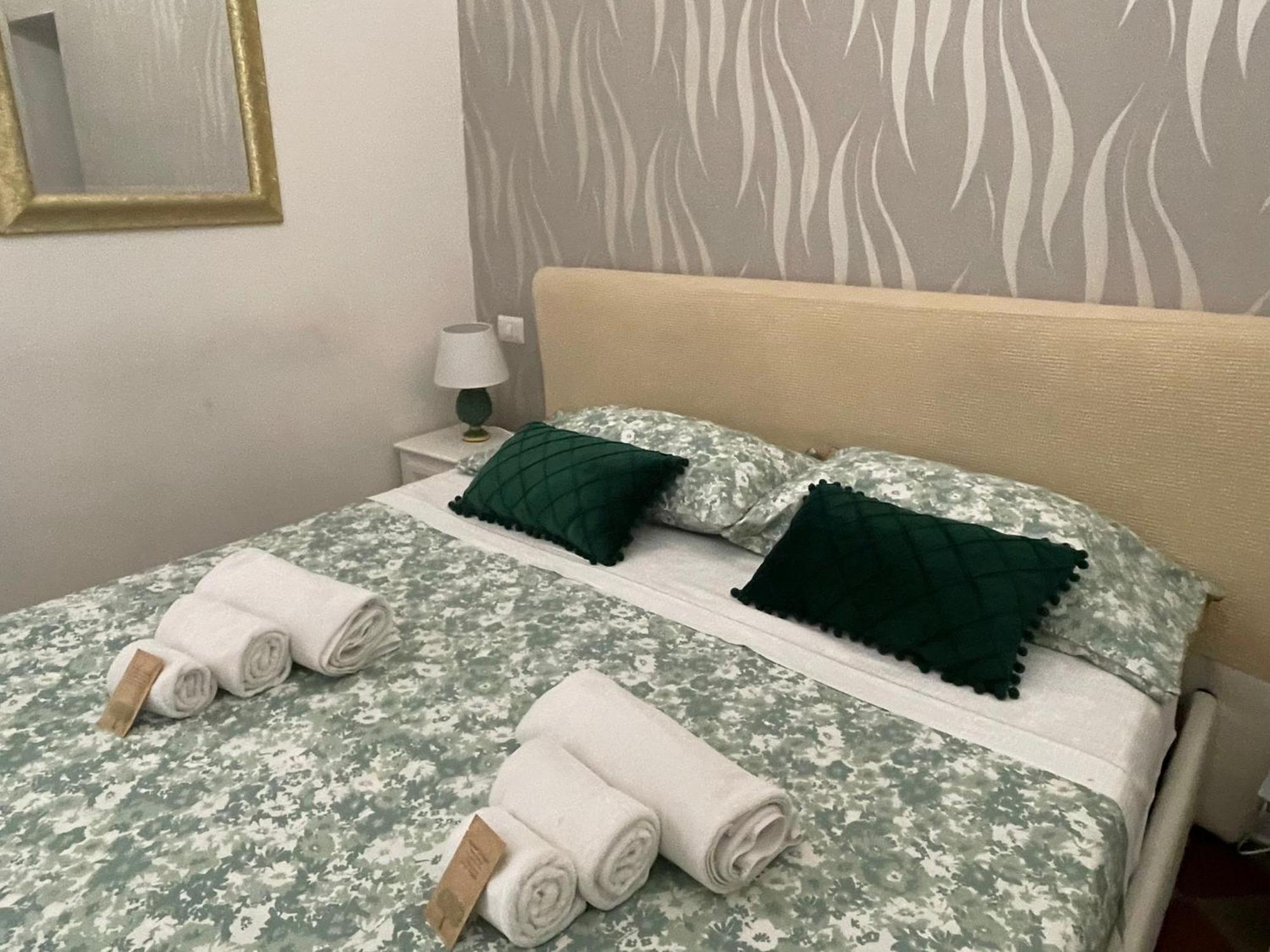 Sleep Inn Catania Rooms - Affittacamere Bagian luar foto