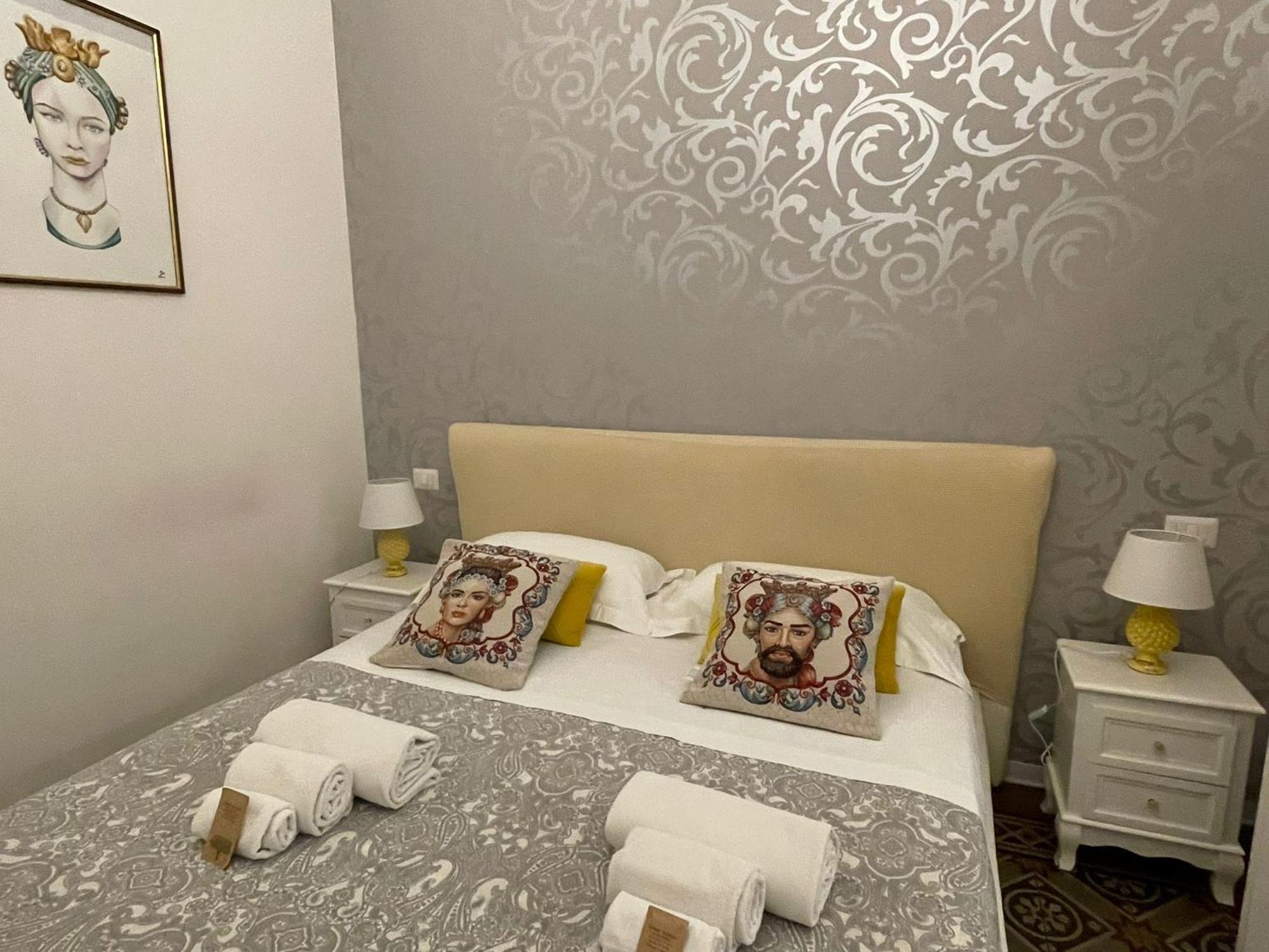 Sleep Inn Catania Rooms - Affittacamere Bagian luar foto