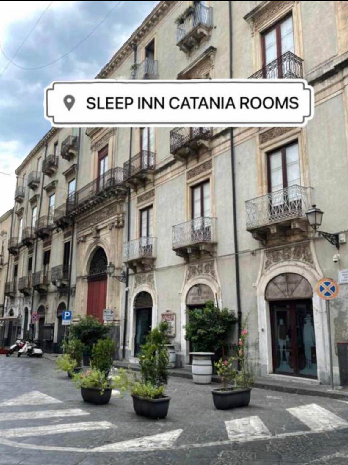 Sleep Inn Catania Rooms - Affittacamere Bagian luar foto