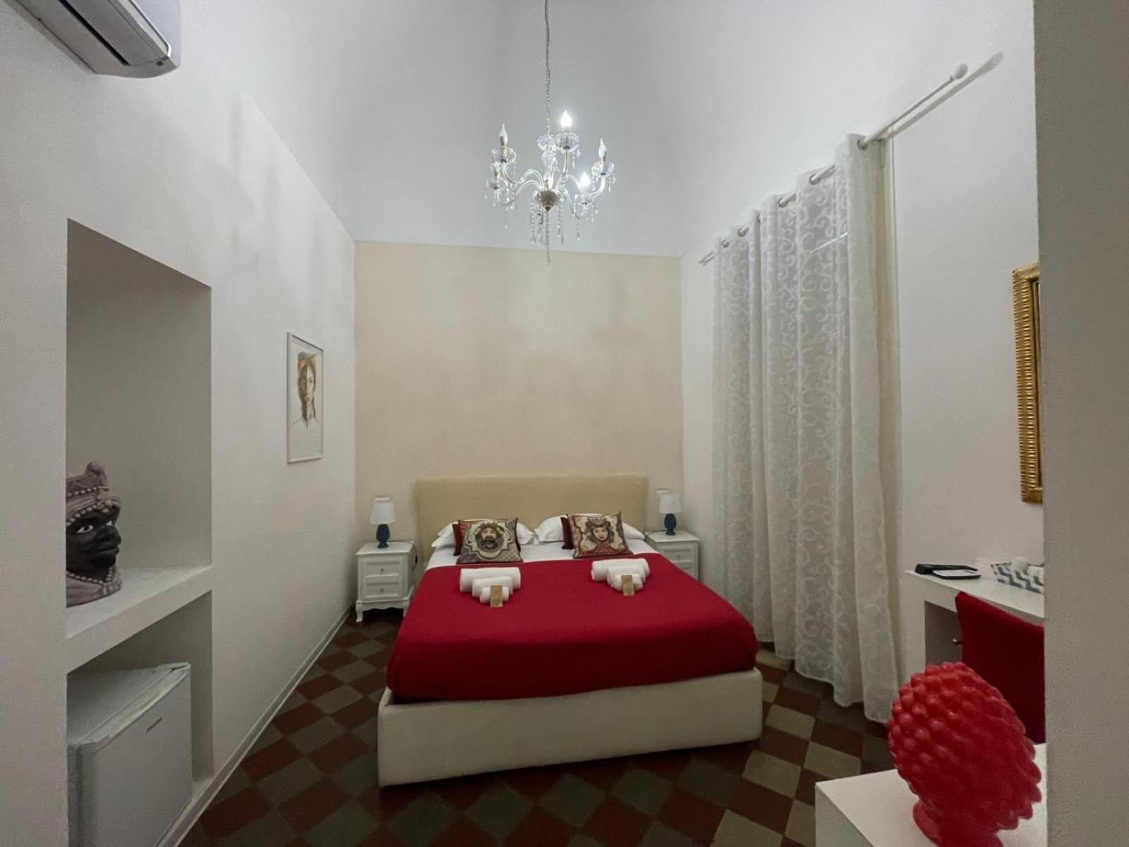 Sleep Inn Catania Rooms - Affittacamere Bagian luar foto